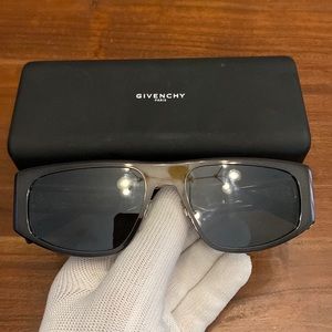 Givenchy Sunglasses Unisex